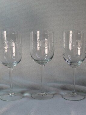 Set 3 Crystal Clear Ind 2690 Deco Rose Etched 7.5" Depression Era Wine Glasses